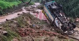 হিমাচলে বৃষ্টি-বন্যায় মৃত ৬৩, নিখোঁজ ৪০